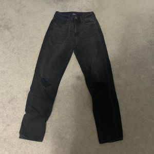 American Eagle Mom Jean